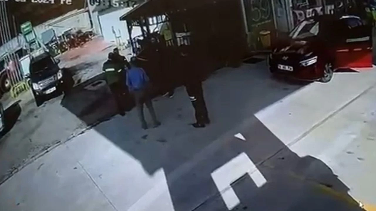 Polisler benzinlikte çalışan adamı darbetti, valilik soruşturma başlattı