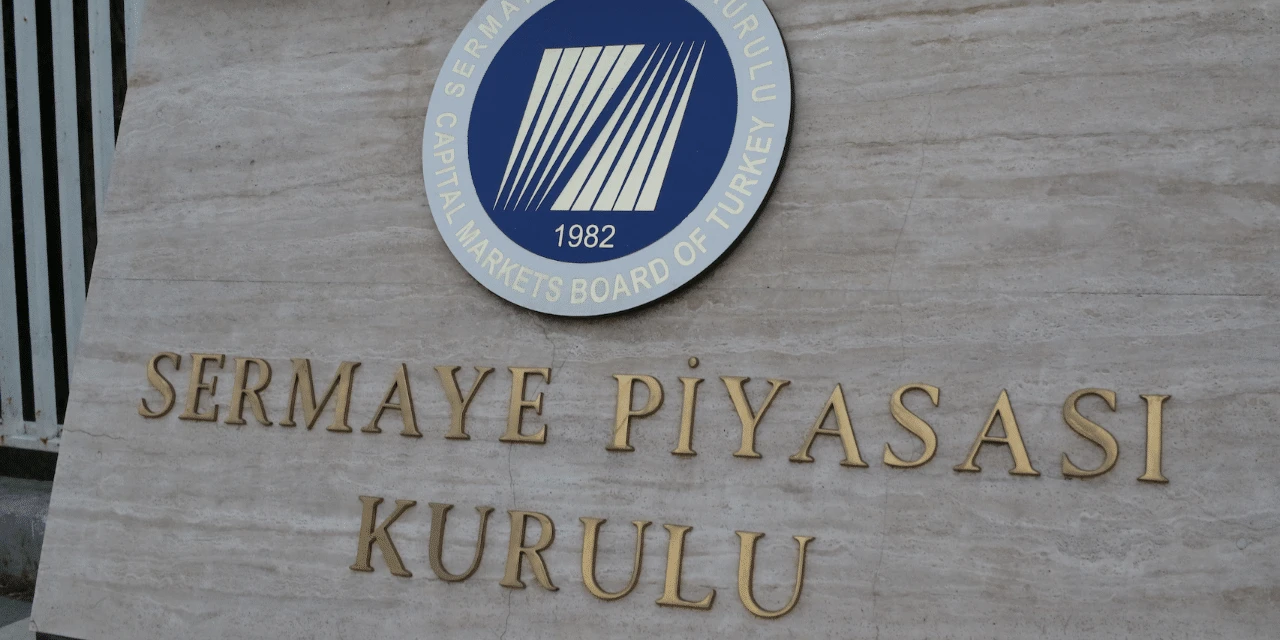 SPK'dan yurtdışında kaldıraçlı işlem yapan 50 internet sitesine erişim engeli kararı