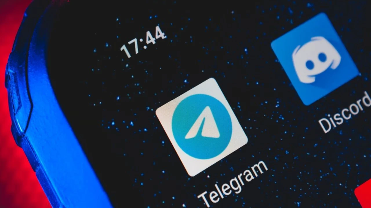 Discord ve Telegram'dan suç unsuru içerik paylaşan iki çocuk muhafaza altında