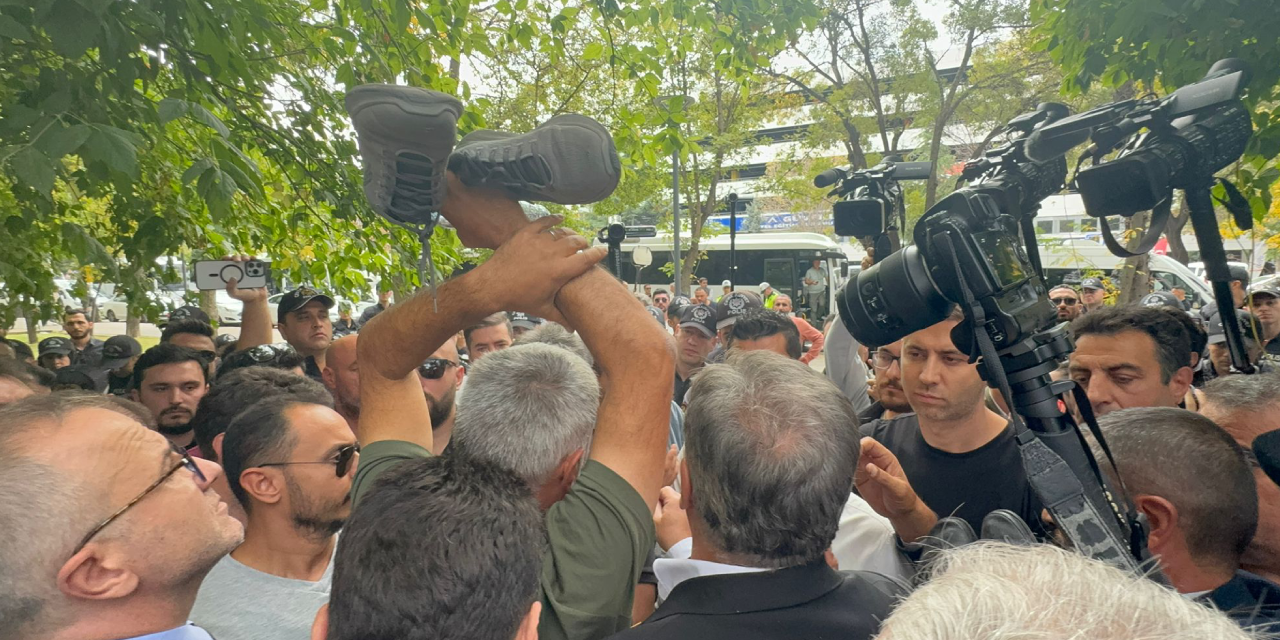 Fernas işçileri, polis engelini aştı: Sloganlarla Meclis'e yürüyorlar