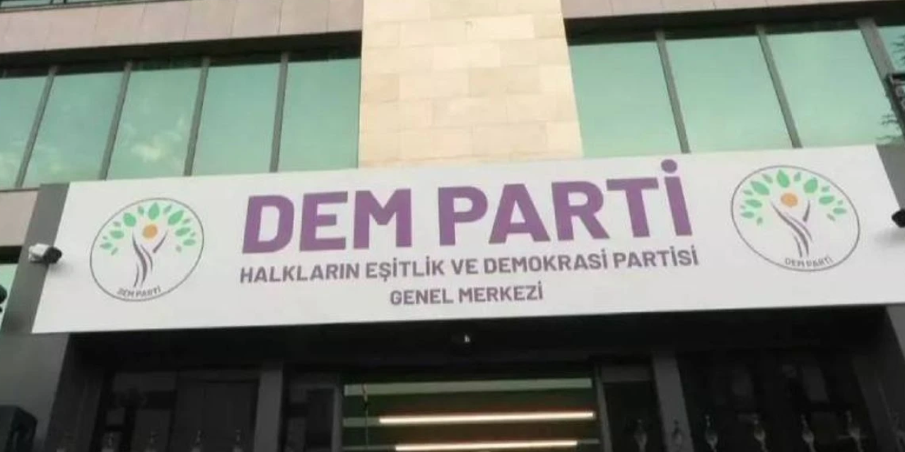 Gaziantep'te DEM Parti ve DBP eş başkanları gözaltına alındı