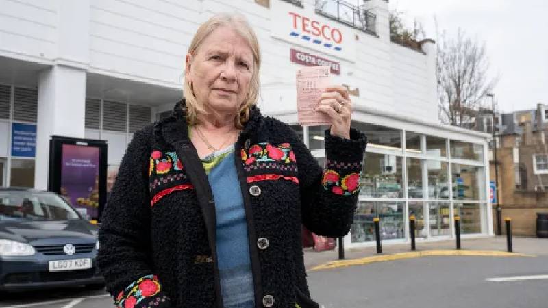 Defalarca kez piyango tutturan kadın: O kadar çok kez kazandım ki soruşturmaya maruz kaldım ve kendimi suçlu gibi hissettim