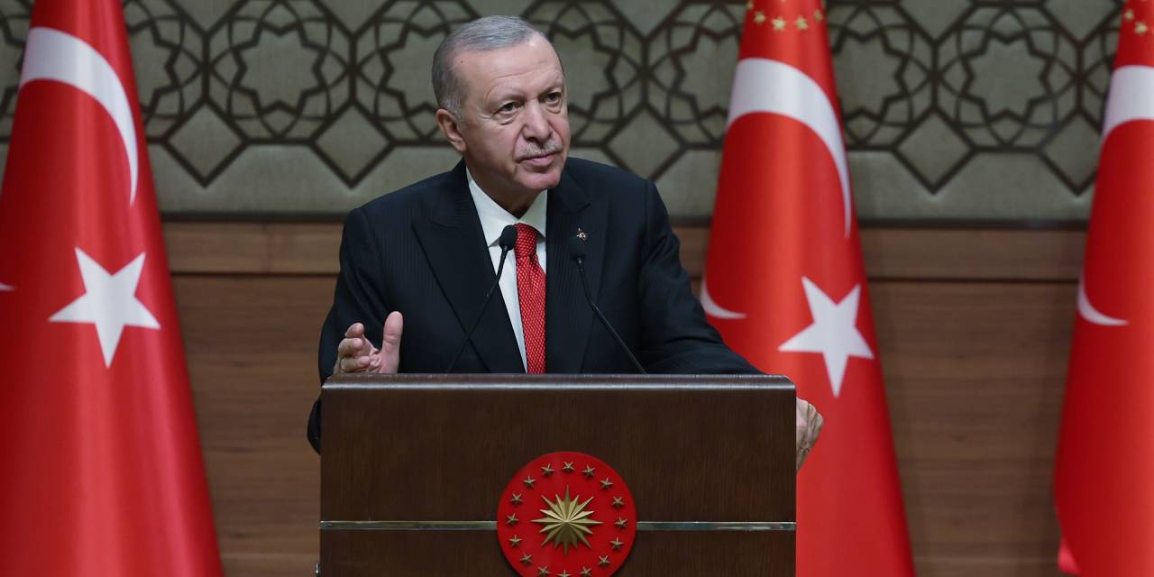 Erdoğan: Sırf anasının dilini konuştuğu için vatandaşlarımız ötekileştirildi