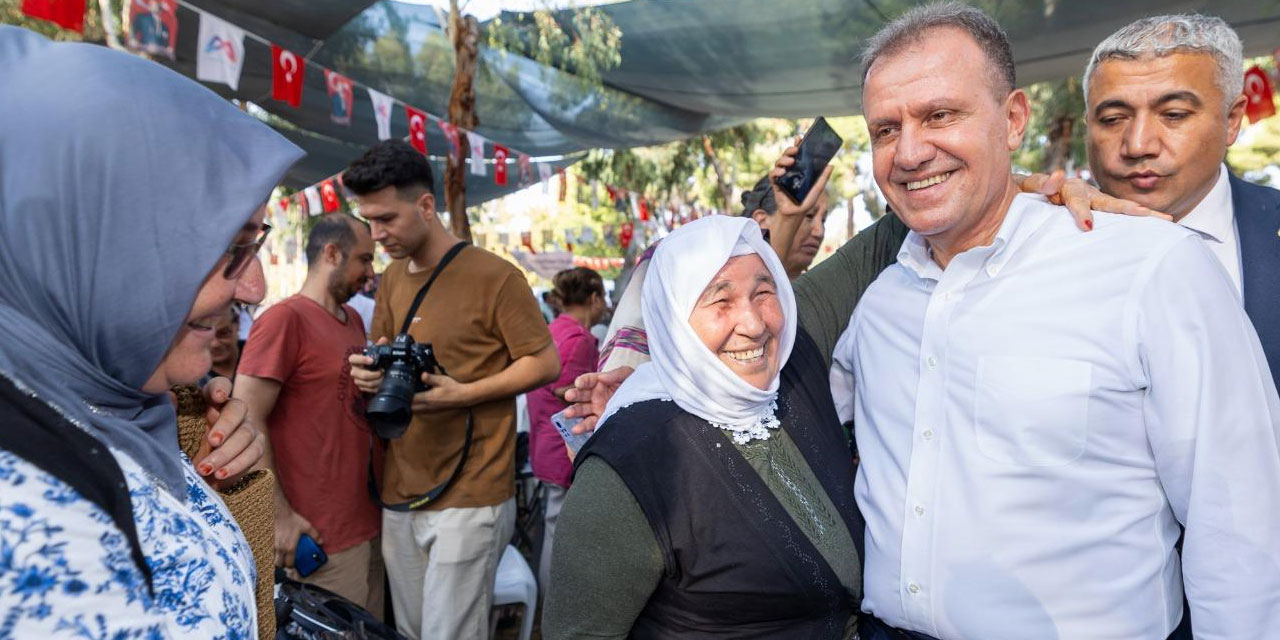 Vahap Seçer, Mersin'de binlerce kadın üreticiyle buluştu:  “Kadınlara pozitif ayrımcılık yaptık"