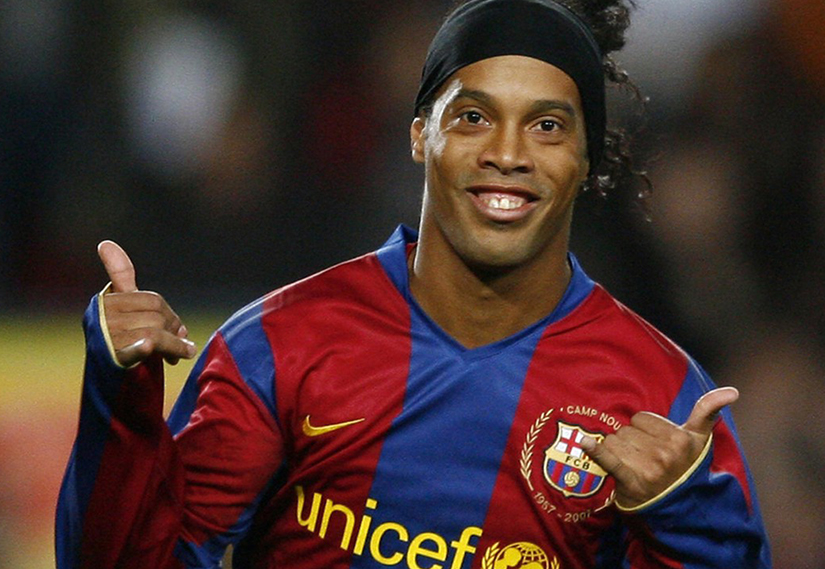 Ronaldinho Fenerbahçe'nin Kapısından Dönmüş