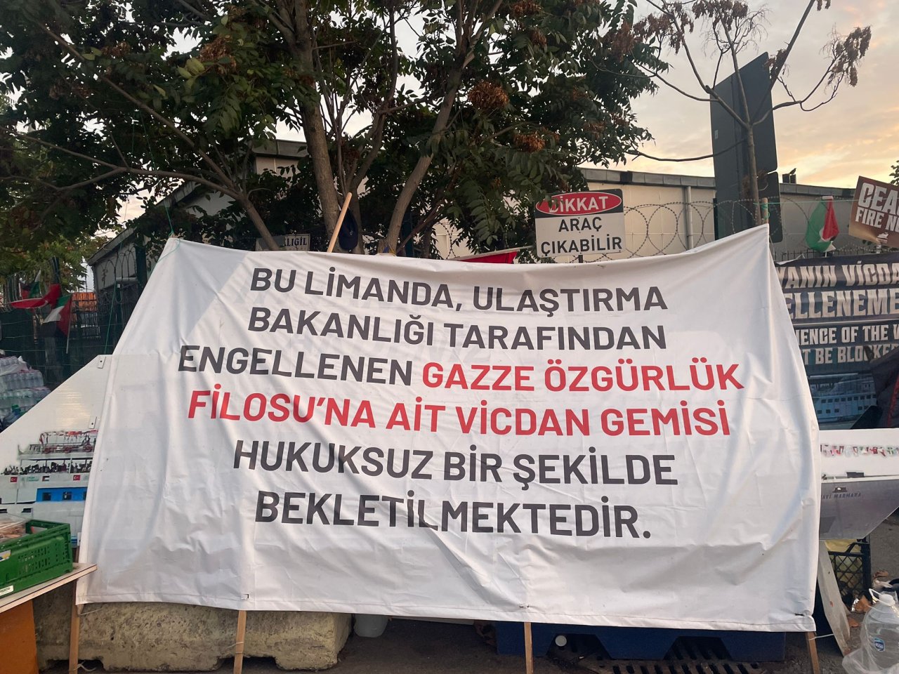 Gazze'ye yardım götürmek istediler, Türkiye engelledi: İsrail'e takılırız diyorduk Türkiye'ye takıldık