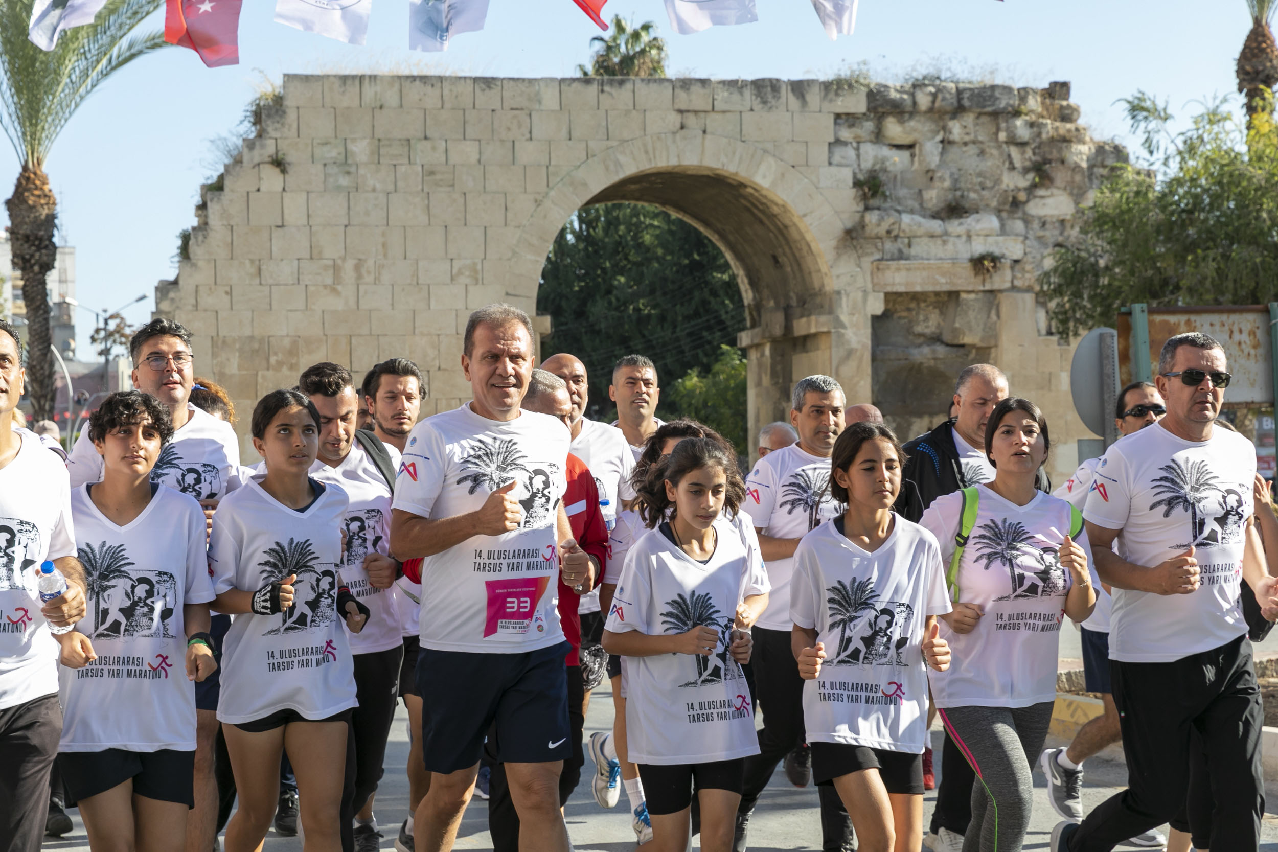 Tarsus yarı maratonu pazar günü koşulacak