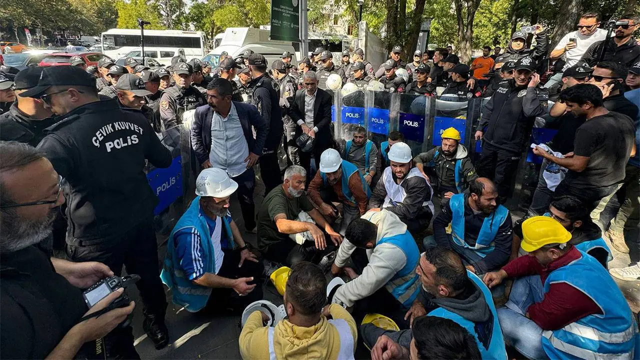 CHP'li Yavuzyılmaz duyurdu: Madenciler ve Fernas şirketi arasında uzlaşma sağlandı