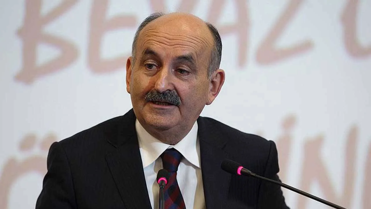 Yenidoğan iddianamesinde hastanesinin adı geçen eski Sağlık Bakanı Müezzinoğlu'ndan açıklama