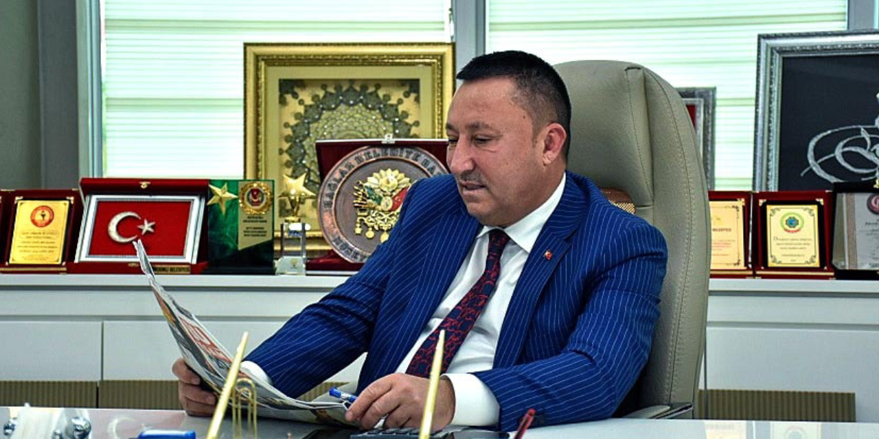 AKP'li eski belediye başkanının rüşvet davasında karar: Üç yıl 9 ay ceza