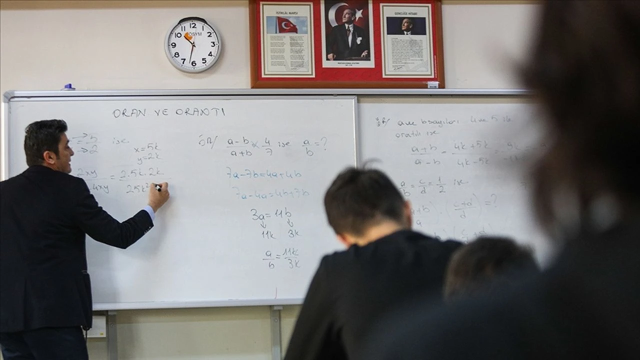 MEB duyurdu: Öğretmenlerin ara tatil semineri çevrim içi olacak