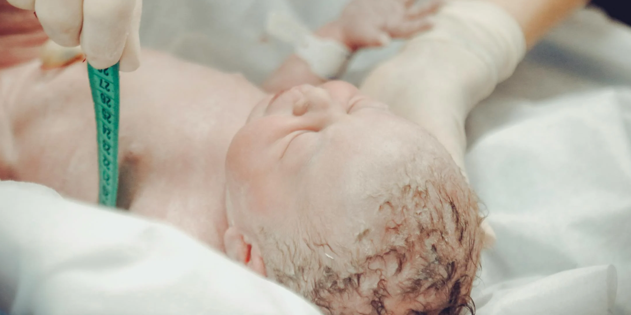 Yenidoğan çetesi iddianamesi: Üç gün yaşayan bebeğe 'altı gün tedavi'