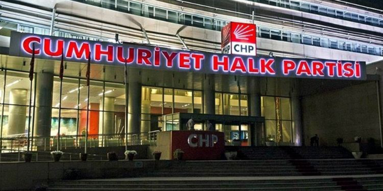 CHP'den tutuklama ve kayyım tepkisi: Tüm CHP'li belediye başkanları Esenyurt'ta çağrıldı