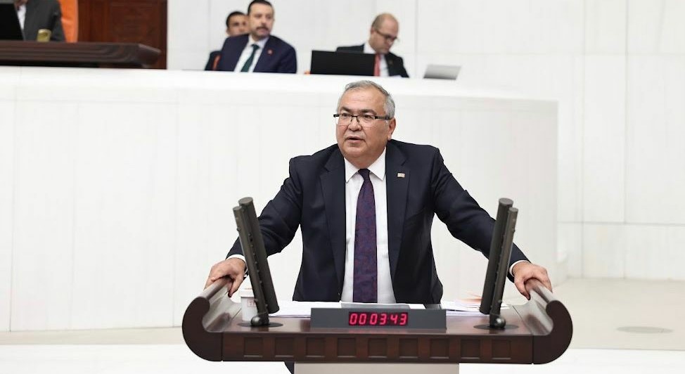 CHP'li Bülbül: Camilerden AKP'li belediye başkan adayları anons ediliyor