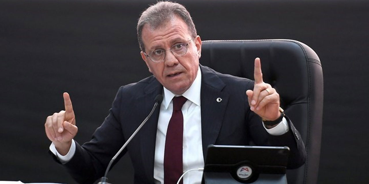 Vahap Seçer normalleşme için 'Gereksiz fantezi' dedi; Özgür Özel'i uyardı: Ekonomiye odaklanmalı