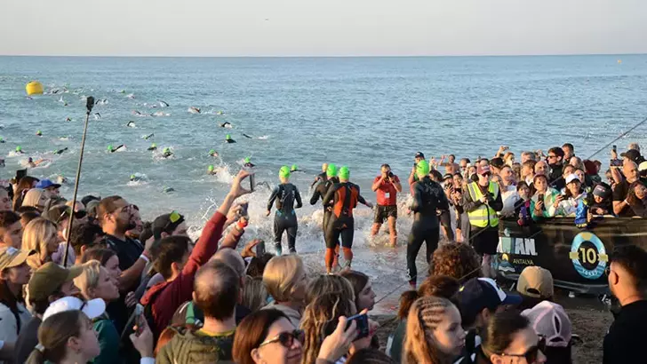 Demir adamlar Antalya’da yarıştı