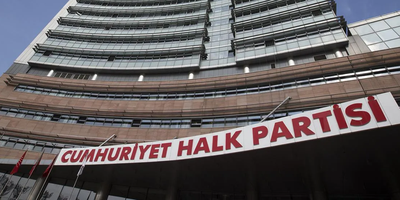 CHP MYK, Özgür Özel başkanlığında toplandı: Kayyum atamaları ve erken seçim gündemde