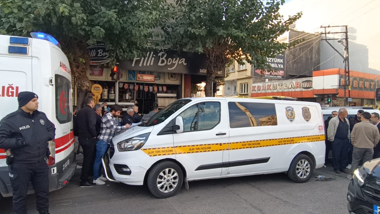 Gaziantep'te boşanma aşamasındaki eşini öldüren adam intihar etti