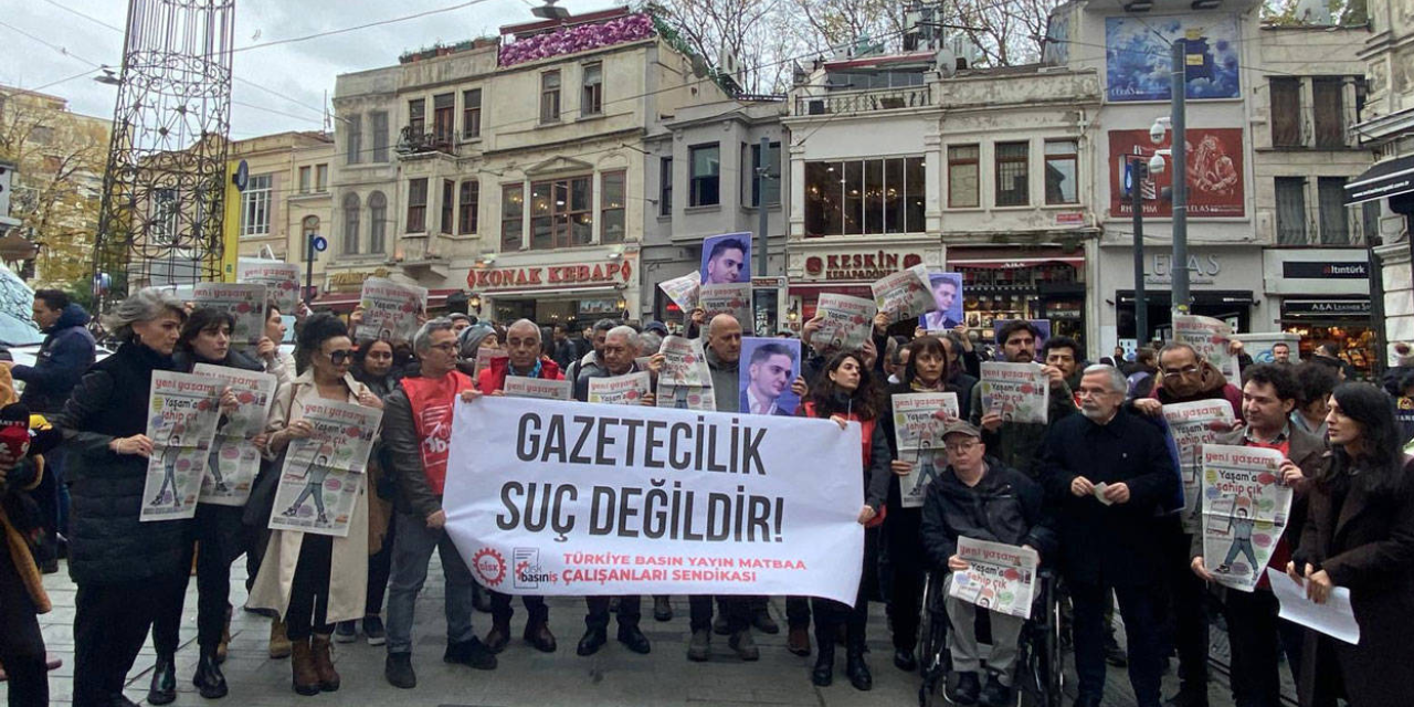 DİSK'ten gazetecilere yönelik şiddet protestosu: Yeni Yaşam gazetesi vekillerden dağıtıldı