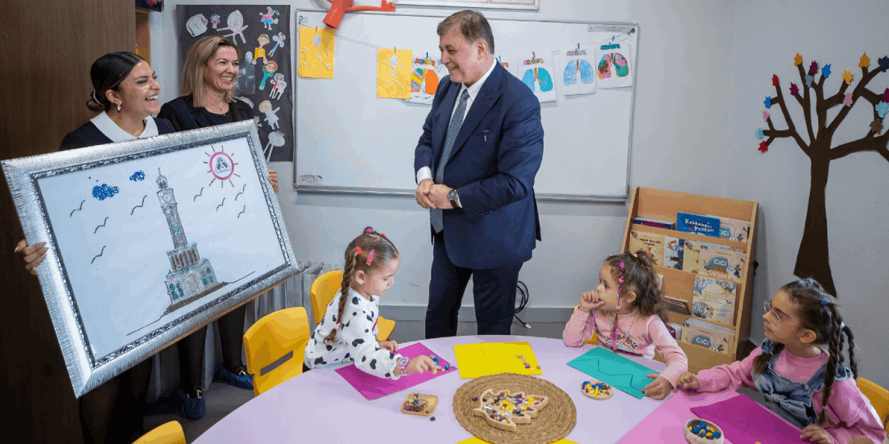 İzmir Büyükşehir Belediye Başkanı Tugay, İZELMAN kreşlerini ziyaret ederek yeni müjdeler verdi