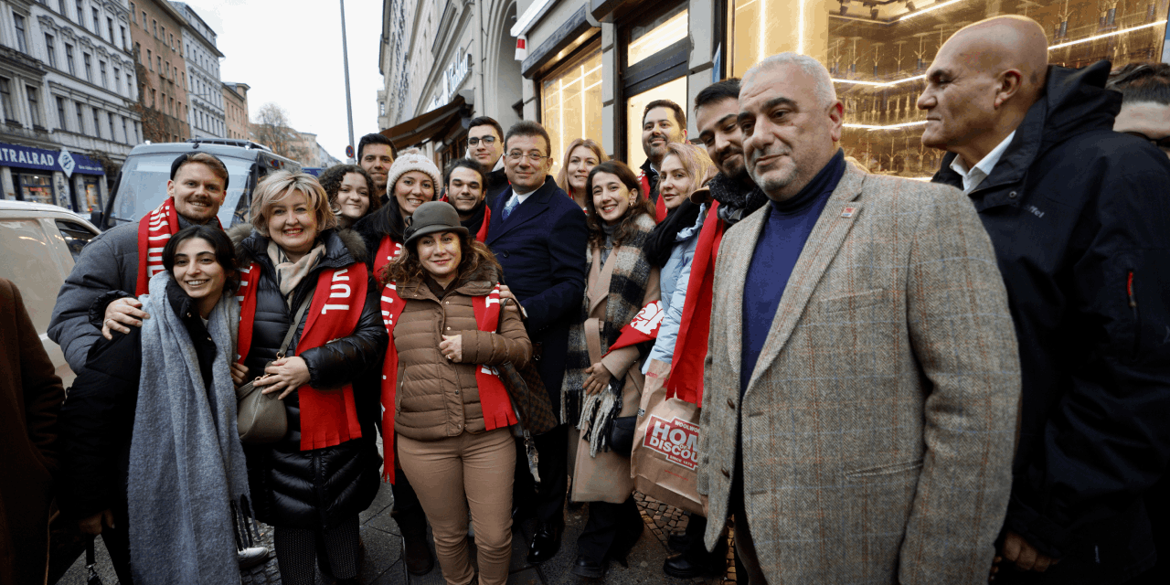 İmamoğlu, Berlin’de demokrasi ve demokrasiye sahip çıkma mesajları verdi