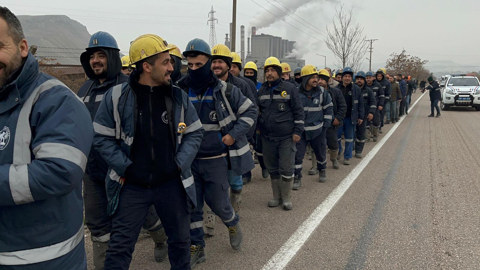 Çayırhan madencilerinden erteleme kararına tepki: "Erteleme kandırma, satışı iptal et"