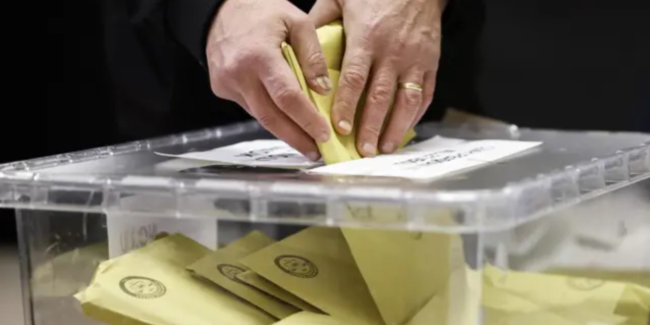 Bu pazar seçim olsa kim kazanır? Başa baş yarışta birinci belli oldu