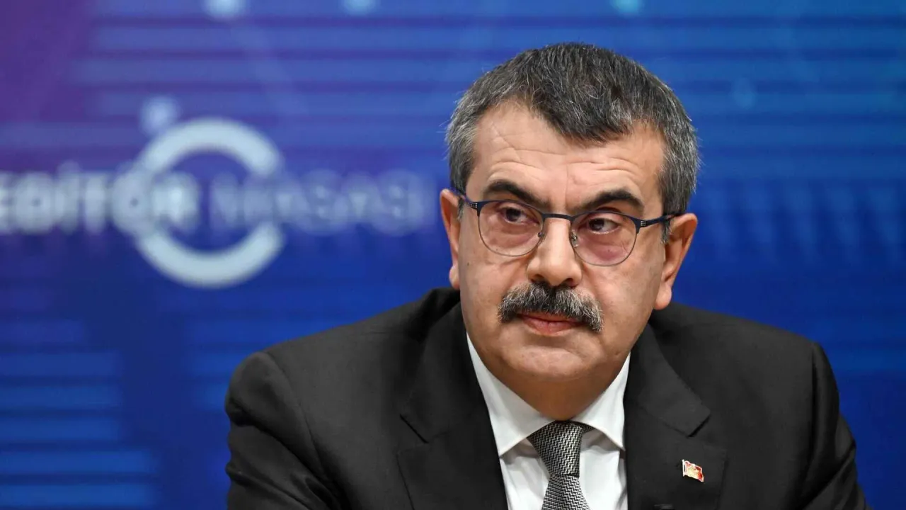 Barış Terkoğlu'ndan Bakan Tekin'e: Gerçekten hukuk devletinin prensiplerine göre mi yaşıyorsunuz?