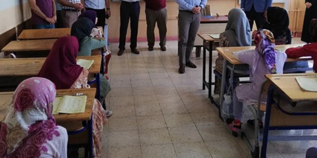 Okullar Kuran kurslarına dönüştürülüyor:  7-10 yaş grubu için 'öğretim programı'