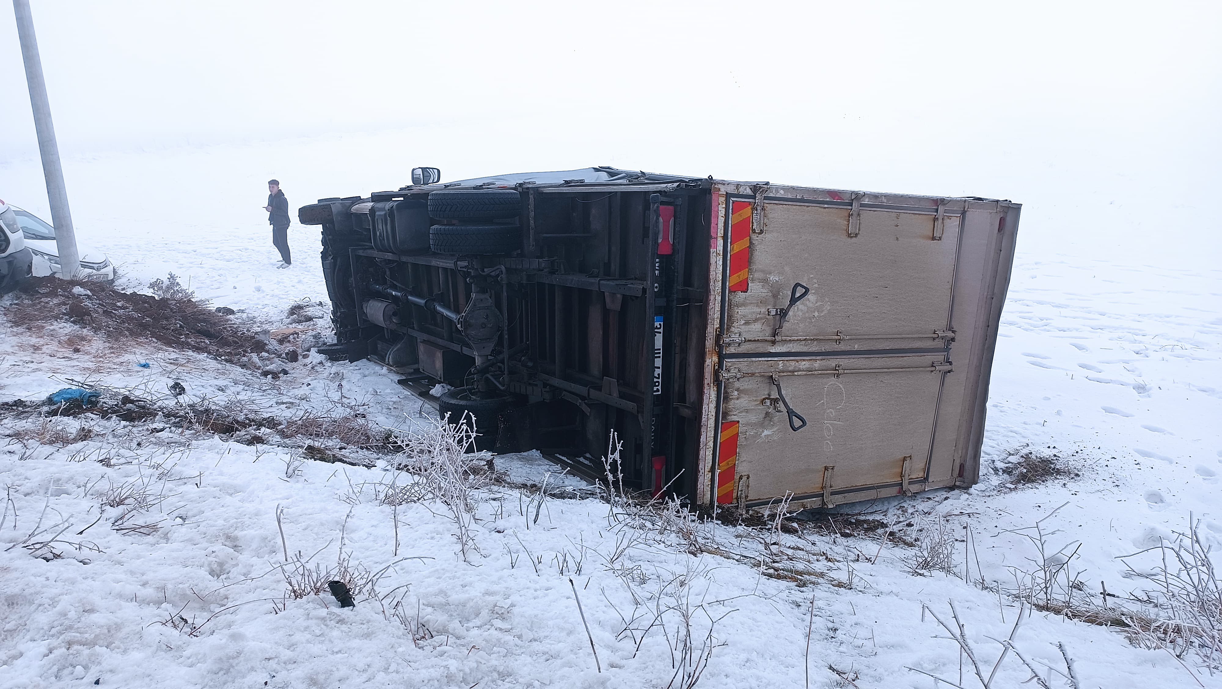 Bitlis'te zincirleme kaza: 23 araç karıştı, 31 kişi yaralandı