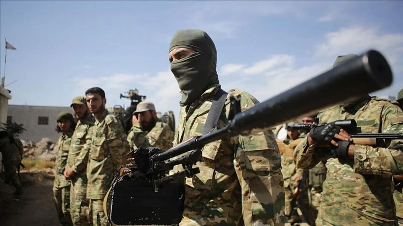 ABD destekli Suriye Özgür Ordusu Tedmur ilçesini Esad güçlerinden aldı