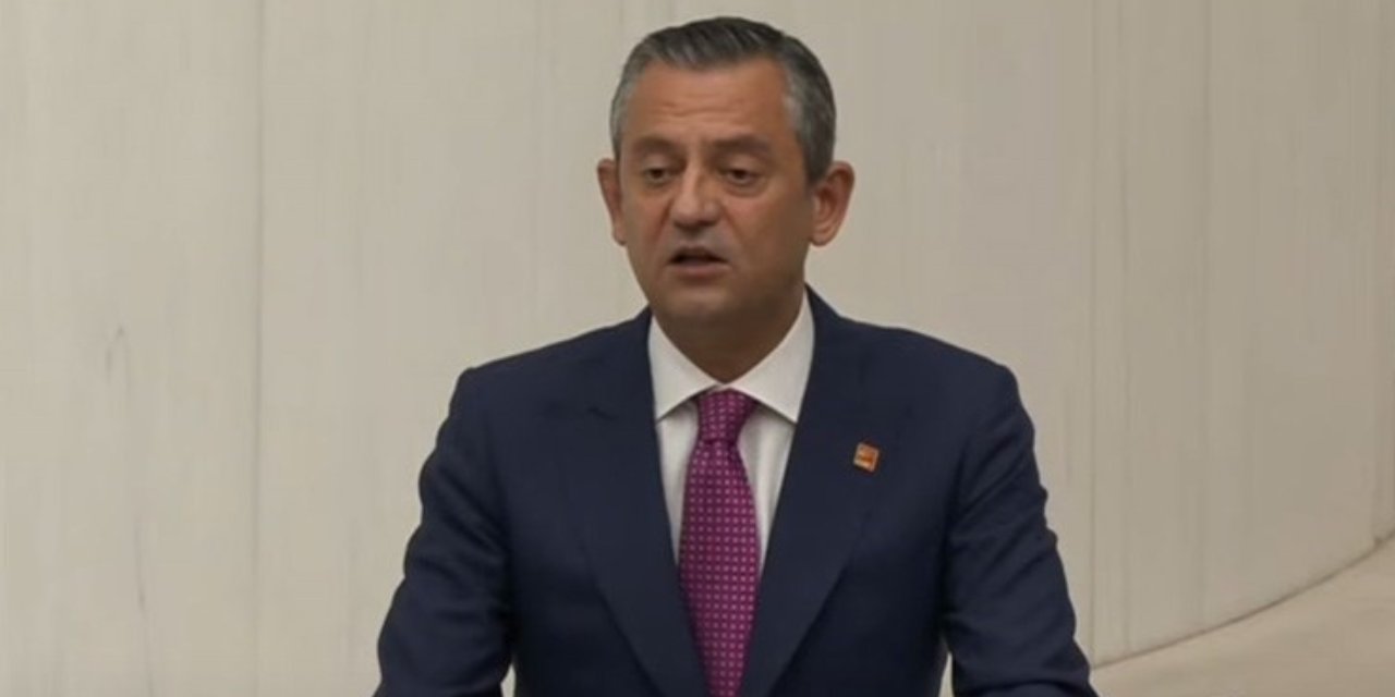 Özgür Özel, asgari ücret çağrısını yineledi: '30 bin liranın altında yokuz!'