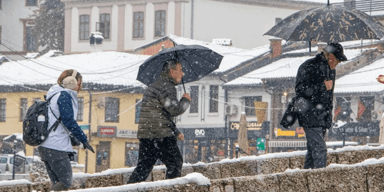 Meteoroloji'den Sarı ve Turuncu kodlu uyarı: Kar ve yağmur etkisini sürdürüyor