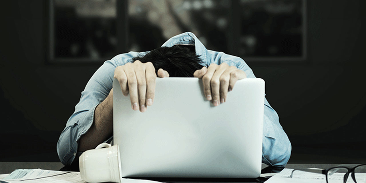 'Stresliyim' diyen çalışanlar işten çıkarıldı: Şirketin anketi tepki topladı