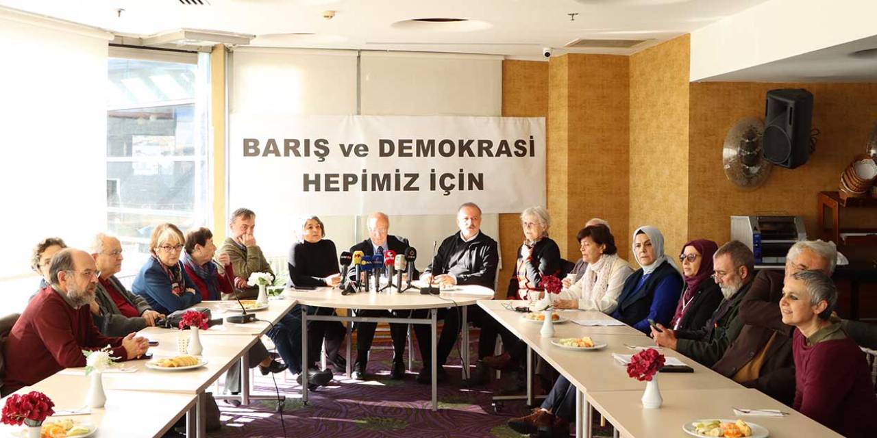 Aydınlardan Kürt sorununun çözümü için çağrı: 'Barış için gerekli adımlar acilen atılmalı'