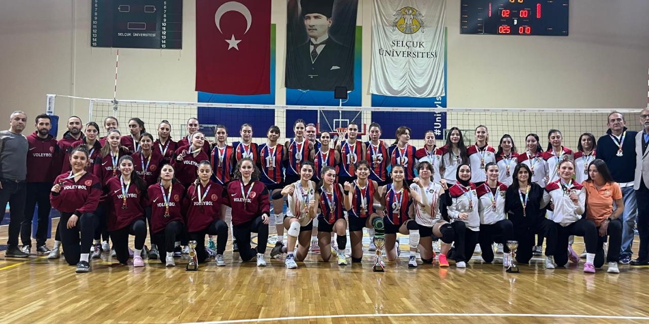 ÜNİLİG'de "bölgesel lig" maçları yapıldı