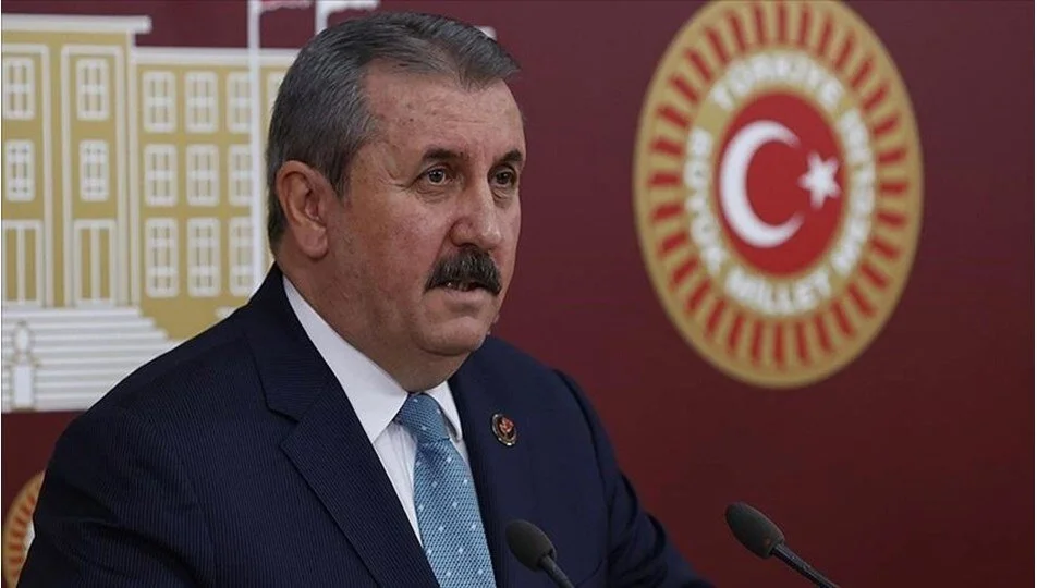 Mustafa Destici 'evlilik dışı yaşamı' hedef aldı: Milli güvenlik için gerçek bir tehlike