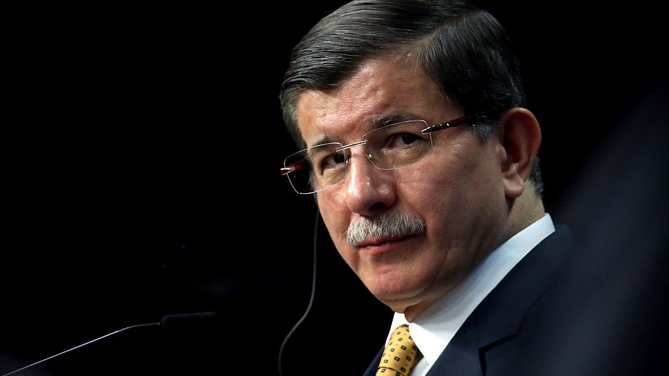 AKP'li isimden Davutoğlu'na dönüş çağrısı