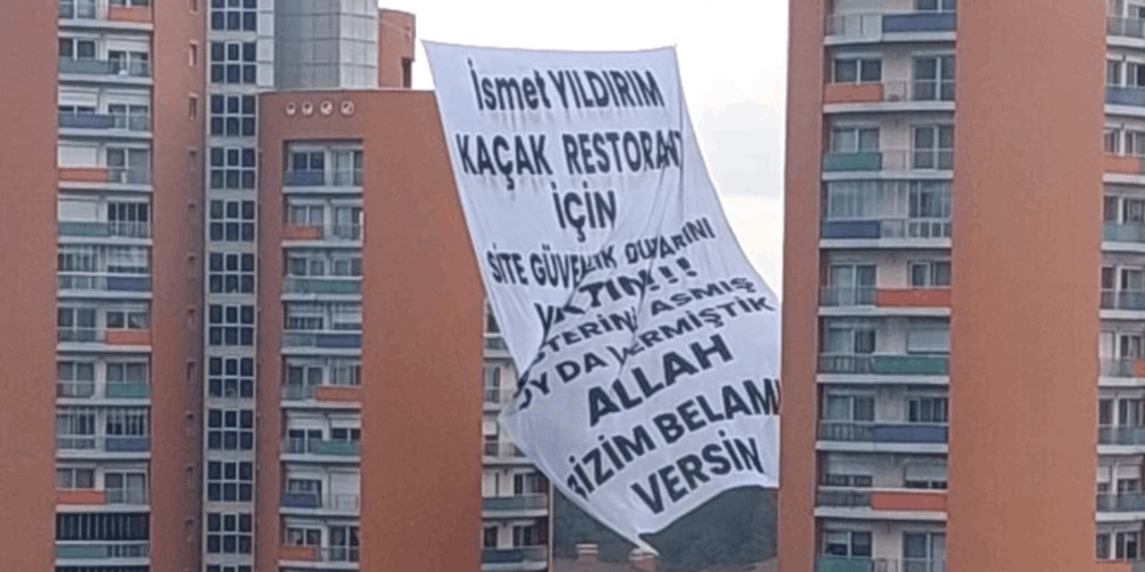 Ümraniye'de site sakinlerinden İsmet Yıldırım’a protesto: "Sana oy da vermiştik, Allah bizim belamızı versin"