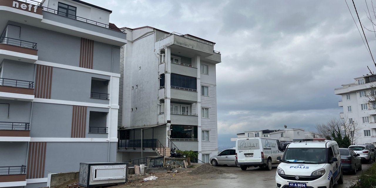 Kocaeli'de bir kadın tartıştığı kocasını bıçakla yaraladı