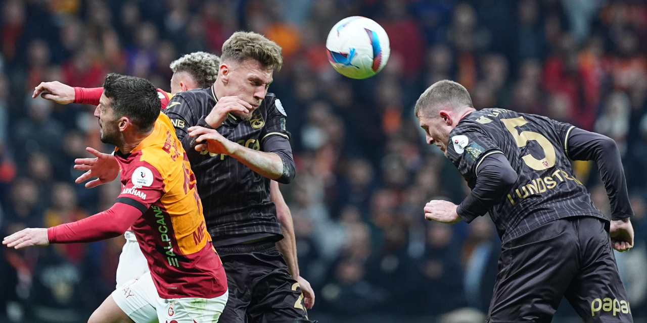 Trabzonspor'dan devre arasında hakem isyanı: Sarı kart nedir, neye verilir?