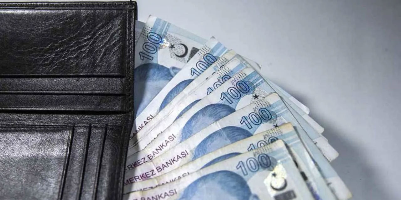 Asgari ücrette üçüncü toplantı bekleniyor: Zam oranında yüzde 35 senaryosu öne çıkıyor