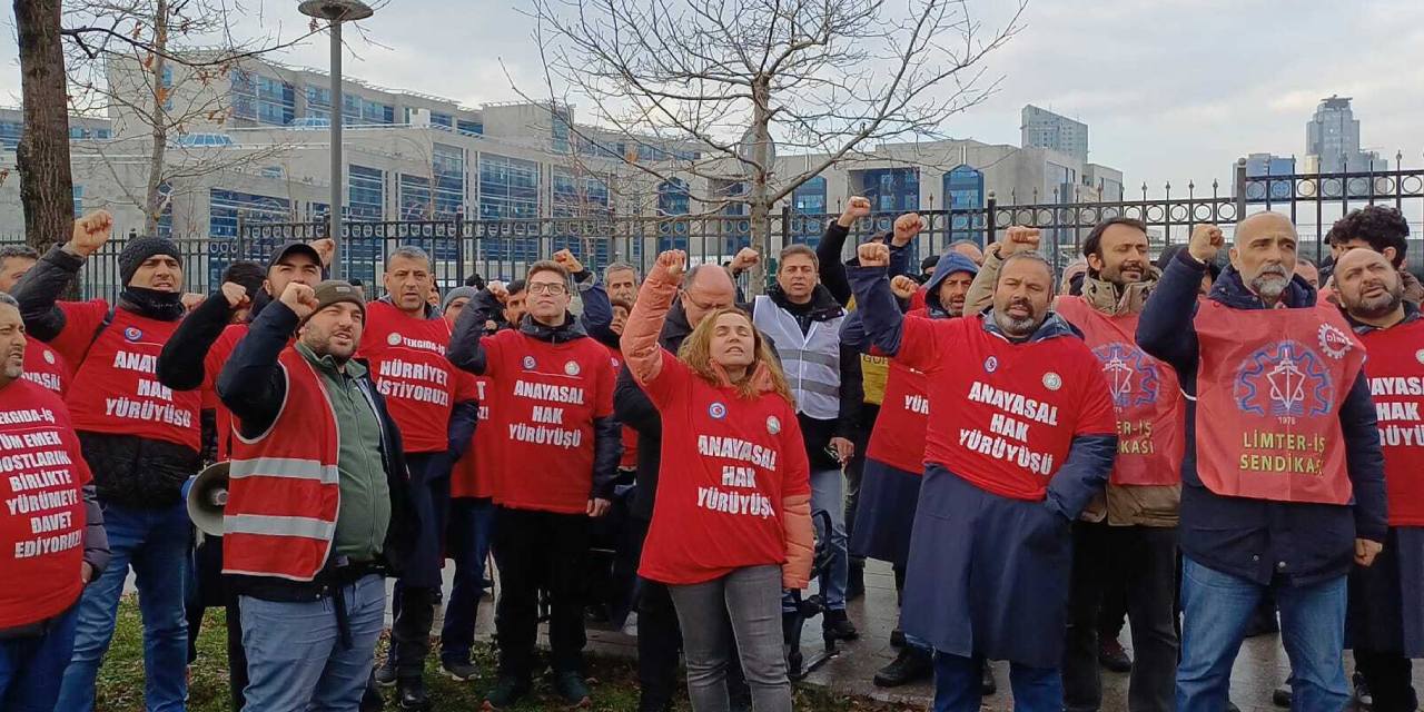 Polonez işçilerine polis müdahalesi: Barikat kaldırıldı, yürüyüşe devam edildi