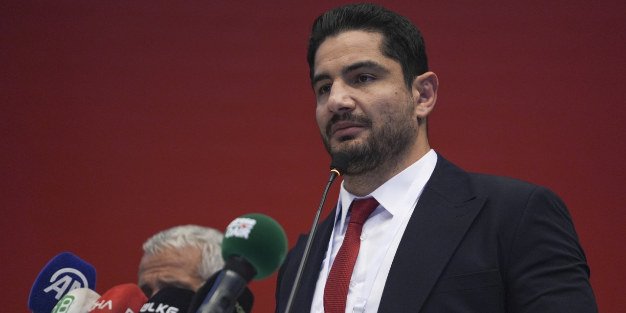 Türkiye Güreş Federasyonu Başkanı Taha Akgül oldu