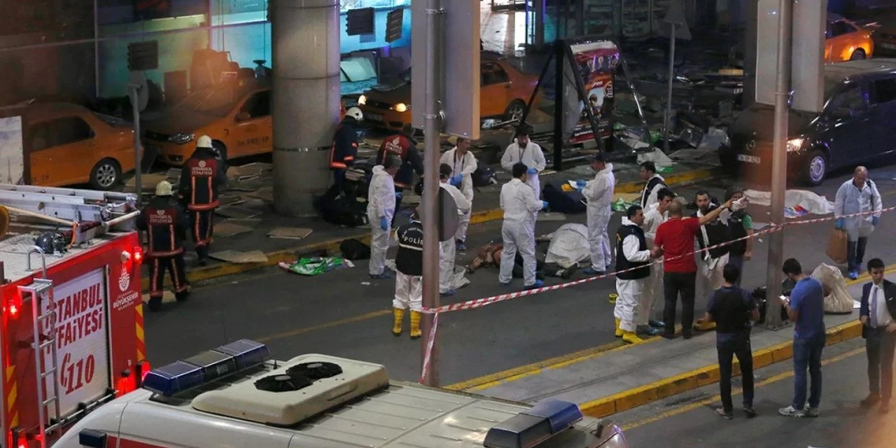 45 kişinin öldüğü havalimanı saldırısında 'fazla ceza' tahliyesi: Katliam davası sanığı 6 IŞİD mensubu serbest!