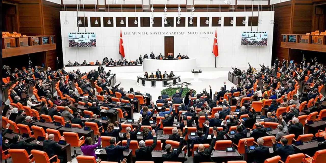 2025 bütçesi TBMM Genel Kurulu'nda kabul edildi