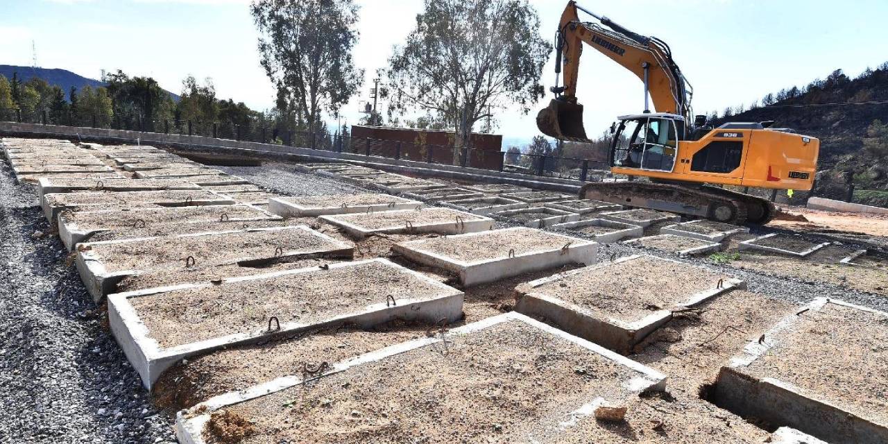 İzmir’in yeni mezarlık alanı: 'Birinci derece akrabalar için' çift katlı mezarlık