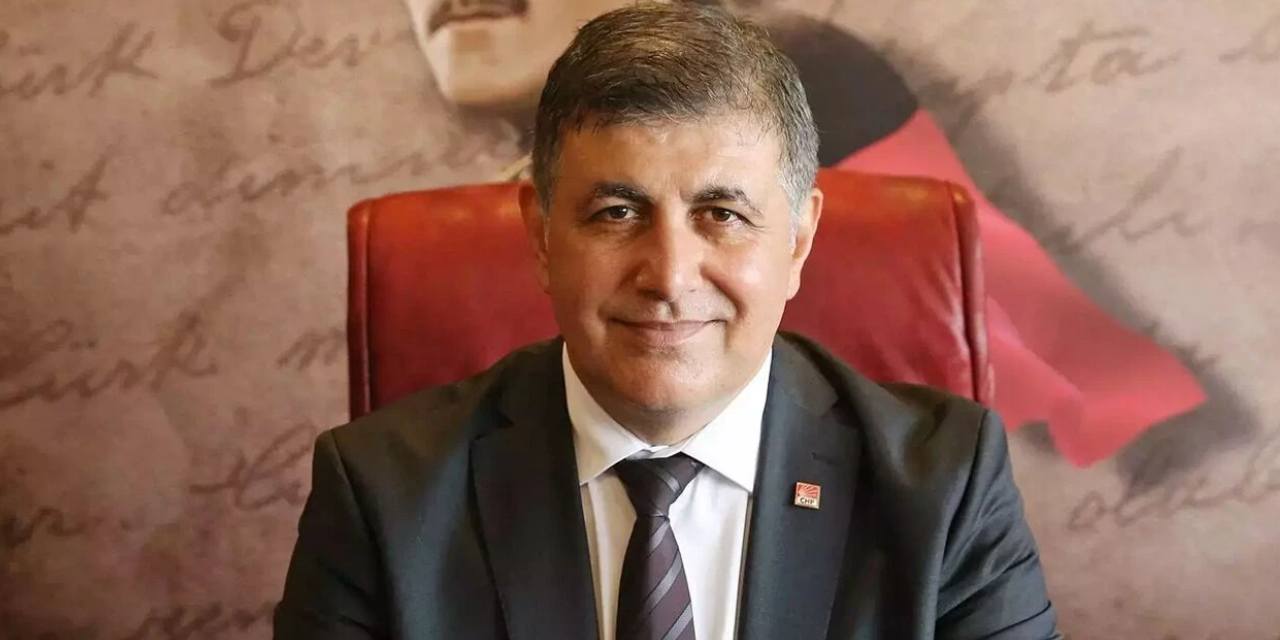Cemil Tugay'dan AKP'ye katılacağı iddialarına yanıt: Döneklik başkalarına, onurla mücadeleye devam etmek bize