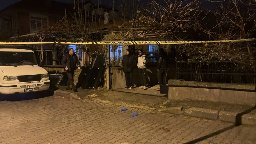 Isparta'da doğal gaz zehirlenmesi: Baba öldü, eşi ve çocukları tedavi altında