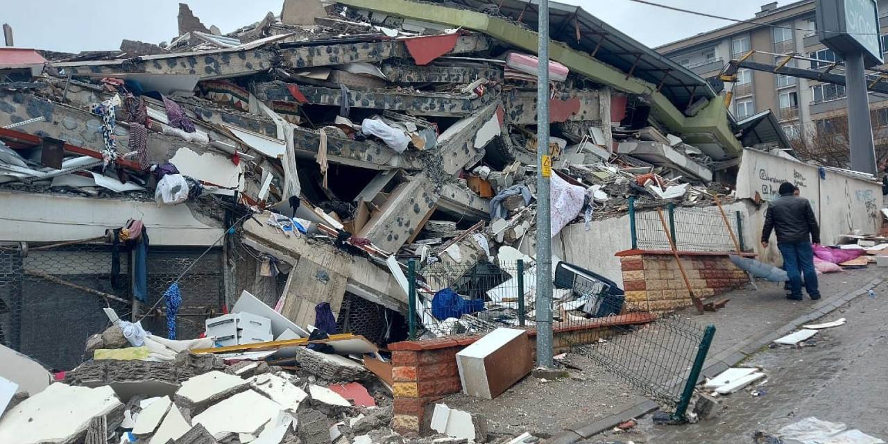 Saitbey Sitesi davasında sadece iki kamu görevlisine iddianame: 'Mevzuat hükümlerine aykırı olan yapıya uygunluk kararı verildi'